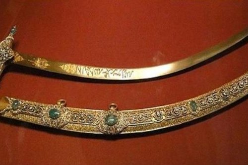 سيوف عربية قديمة