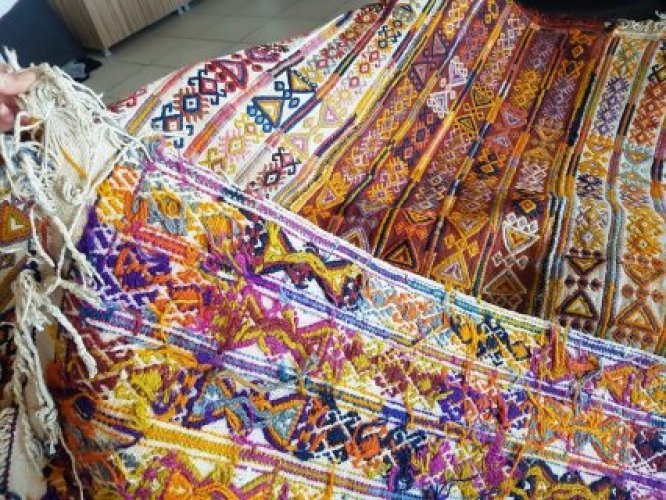 بساط قديم عمره 200 سنة من وسط هضبة الاناضول تركيا