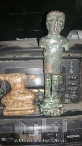 تمثال وختم من عهد سبأ وحمير