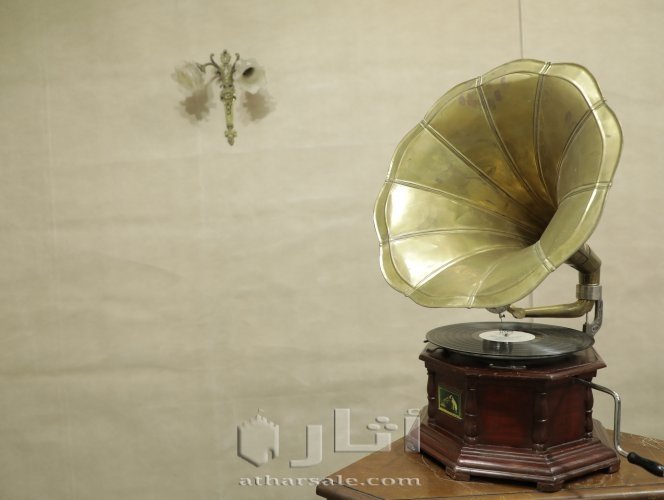 فونوغراف إنجليزي ENGLISH PHONOGRAPH
