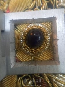 سجاد كشميري يدوي بخيوط الذهب والاحجار الكريمة 6