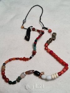 قلادات تعود لقوم ٢٠٠٠ عام 6