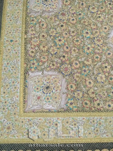 سجاد كشميري يدوي بخيوط الذهب والاحجار الكريمة