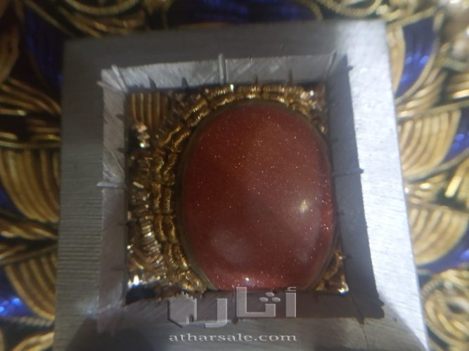 سجاد كشميري يدوي بخيوط الذهب والاحجار الكريمة