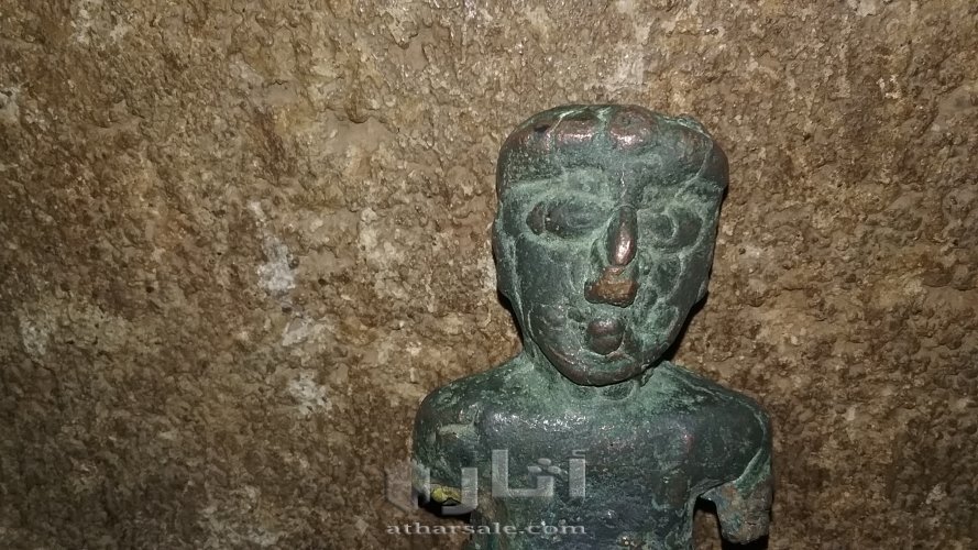 تمثال وختم من عهد سبأ وحمير