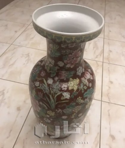 فازه من الخزف الصيني القديم عدد (2)