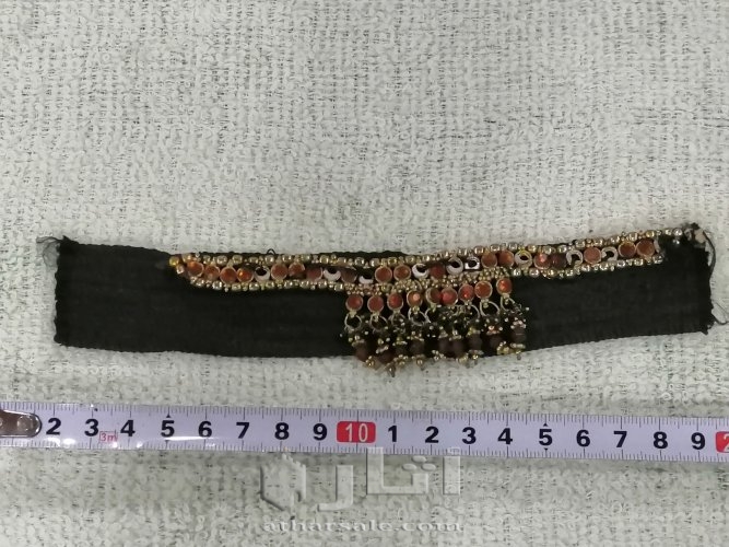 قلائد وحلي أثريه