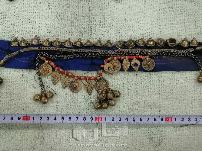 قلائد وحلي أثريه