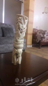 مجموعة تحف قديمة من العاج و النحاس 10