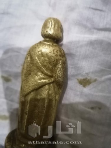 تمثال برونز عمرو 300 سنه