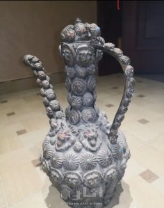 ابريق أثري قديم 5