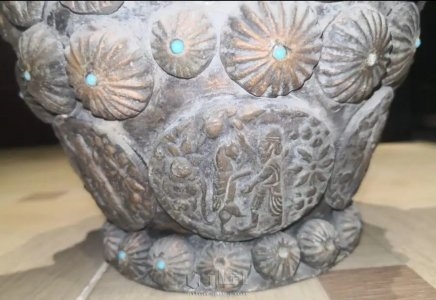 ابريق أثري قديم 3