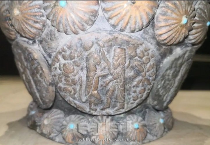 ابريق أثري قديم