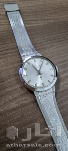 ساعه اوميقا 1943 ذهب ابيض عيار ١٨