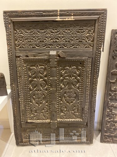 للبيع مقتنيات اثرية و قديمة جداً