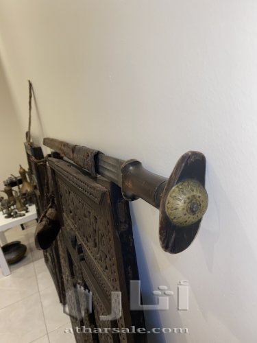 للبيع مقتنيات اثرية و قديمة جداً