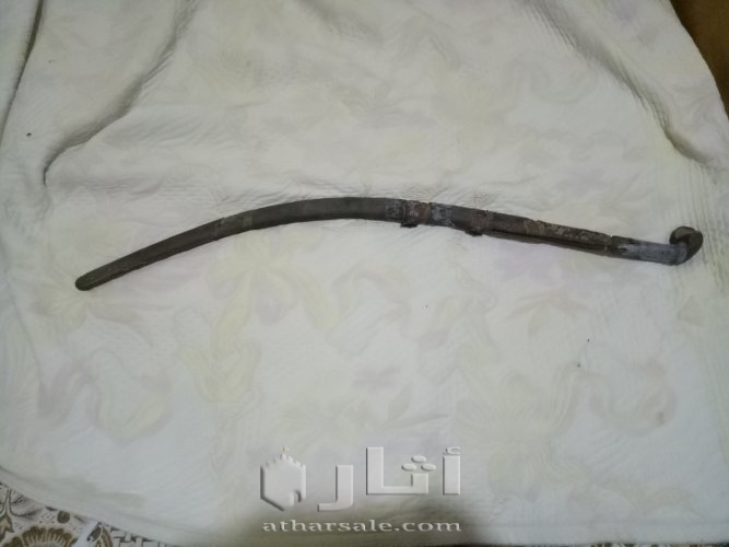 سيف قديم جداً