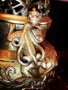 فرن البخور من النحاس الأصفر يرجع إلى أسرة شيانغ في الصين 4