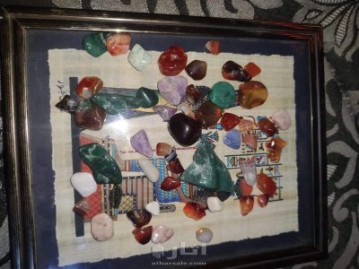 لوحة فنية قديمة و أحجار كريمة 12