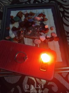 لوحة فنية قديمة و أحجار كريمة 6