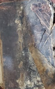 مصحف اثري قديم