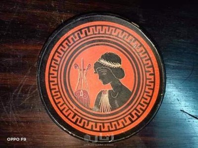 تحفه يوناني لاميره فخار مقاس 15 سنتي