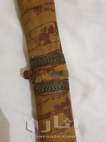 سيف يمني قديم