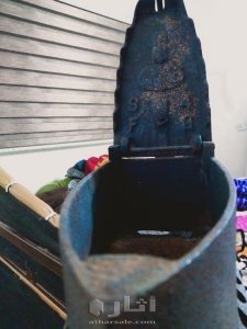 مكواه الفحم يعود عمره الى الستينات 3