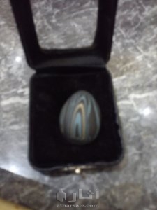 حجر نادر الوجود