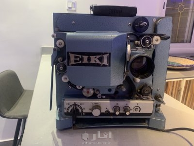 جهاز قديم للسيناما 4