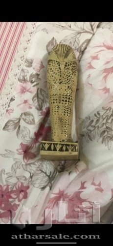 تمثال فرعوني امون ٣ حجر كريم