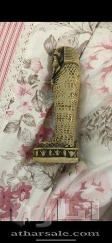 تمثال فرعوني امون ٣ حجر كريم