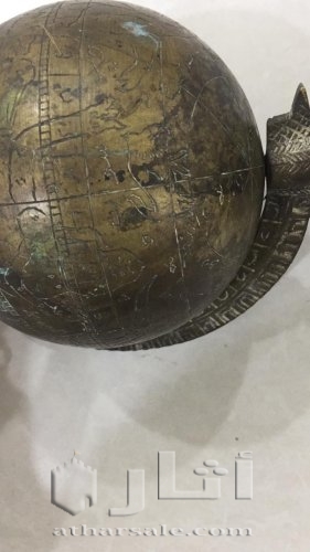 للبيع كره سماويه قديمه جدا