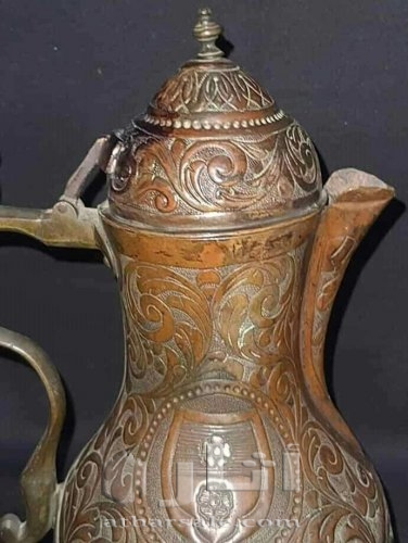 نوادر البرونز الاسلامي قطعه اسلامي اندلسي بشعار الاندلس قطعه متحفيه قديمه عتيقه