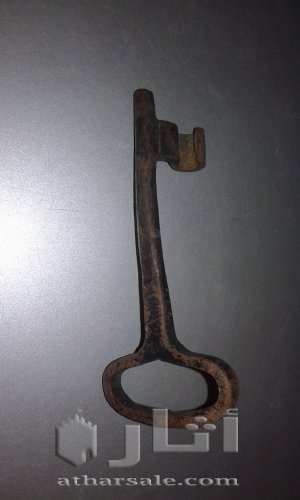 مفتاح تراثي عتيق