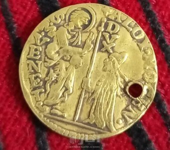 يوجد لدي عملة بيزنطيه ذهب قديمه