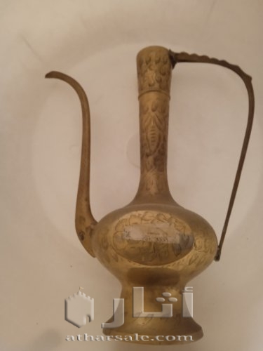 ابريق تحفة من النحاس