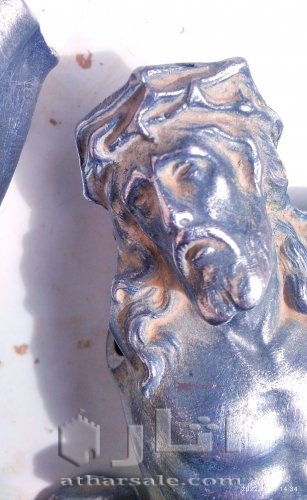 اثار تماثيل كانت موجودة في مكان مخفي تحت الارض