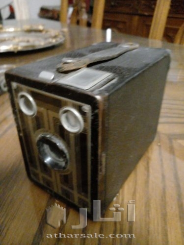 اثنين كاميرا كوداك من مائه