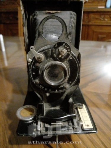 اثنين كاميرا كوداك من مائه