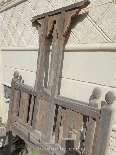 سرير هندي ملكي عمره اكثر من ١٠٠ عام