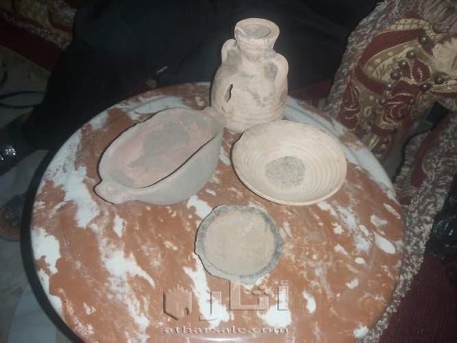 مقتنيات قديمه