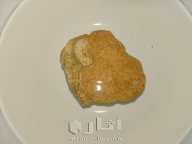 حجارة طبيعية بأشكال ورسومات