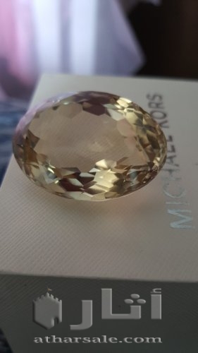 topaz royal 122 karat