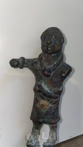 تمثال نادر جدا