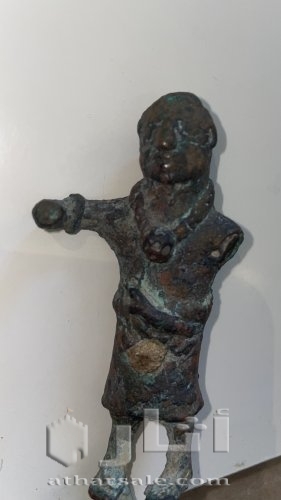 تمثال نادر جدا