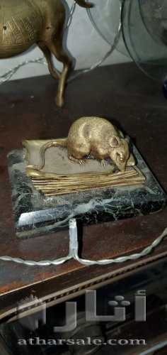 مجموعة تحف تعود لسنوات 1920