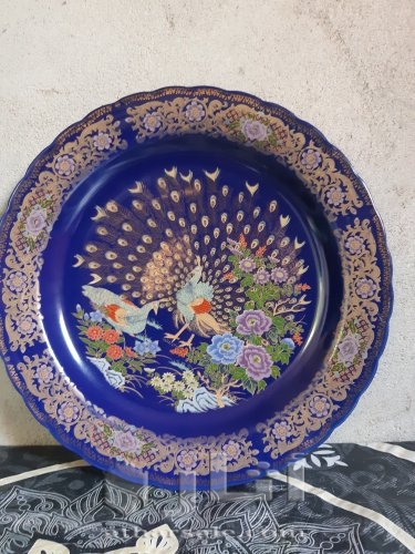 صحون الطاؤوس الحب