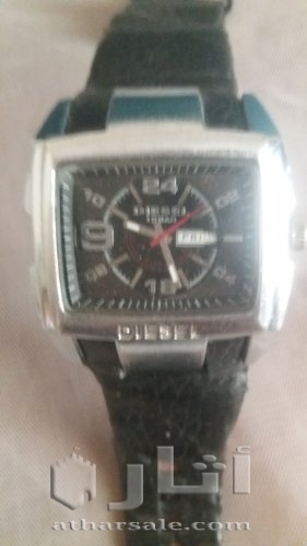 ساعة يد للرجال