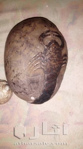 أحجار أثرية